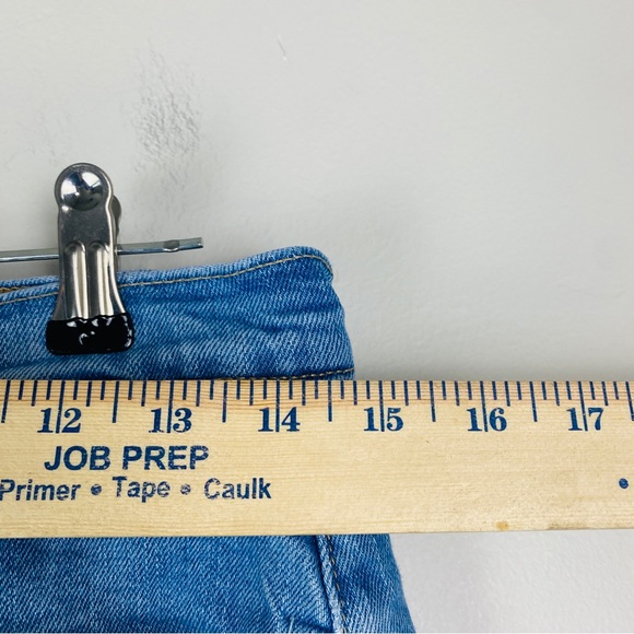 Old Navy Sky Hi Straight Extra High Rise Jeans - Picture 3 of 8